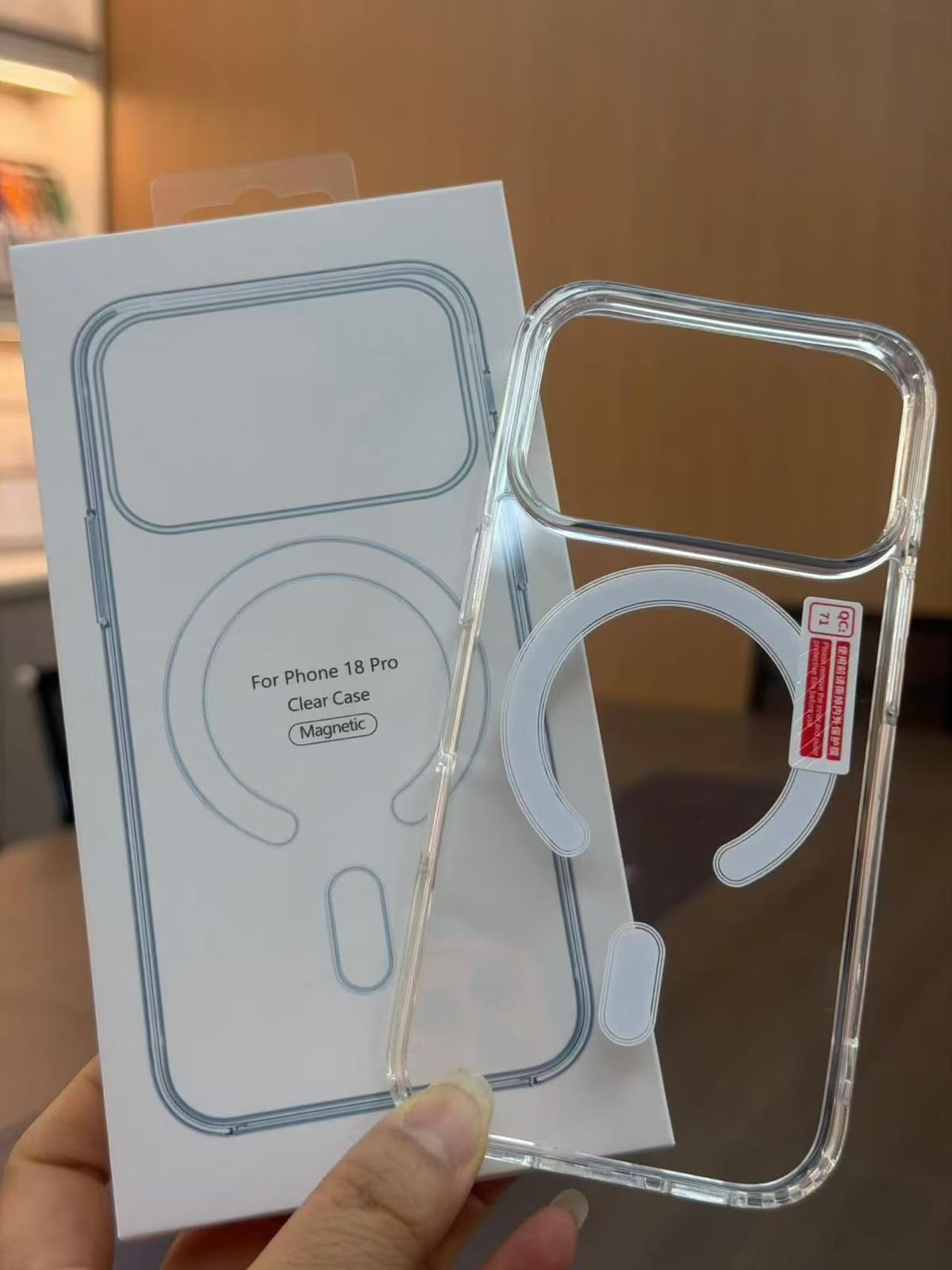 Magnetic Clear Case for iPhone 18 Pro – MagSafe Compatible Slim Cover