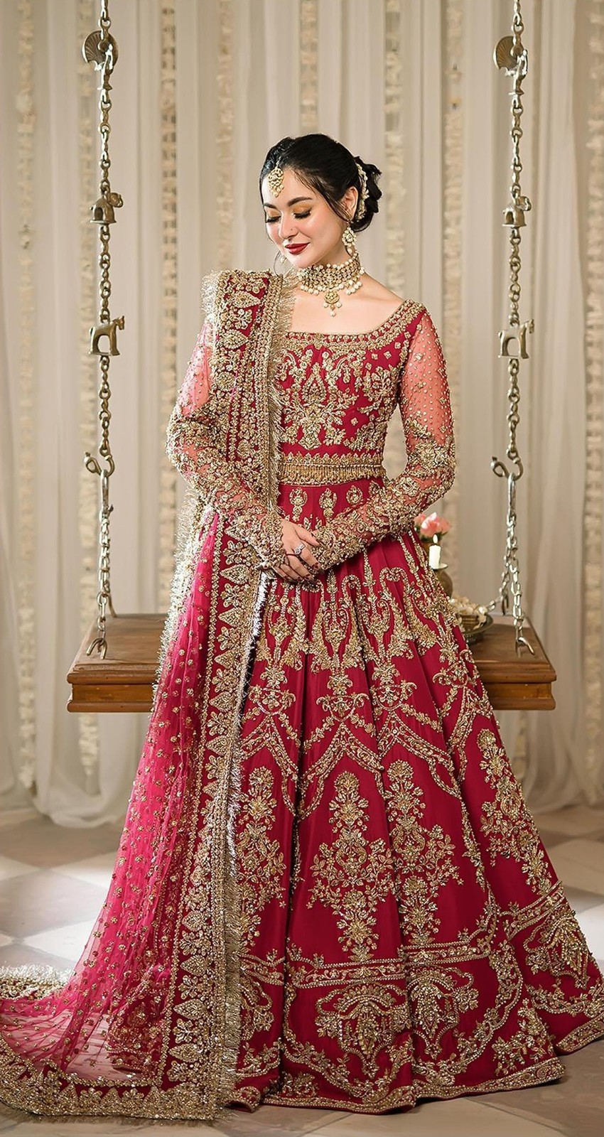 Arusa Style Red Bridal Lehnga – Master Copy (16 Panels)