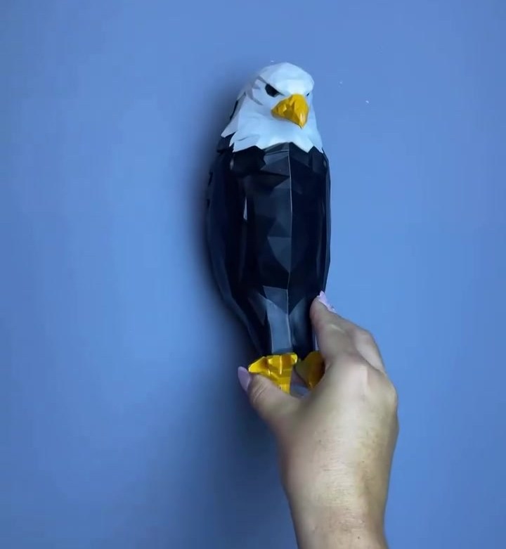 Eagle Wing Shadow Wall Lamp (Battery Operated)