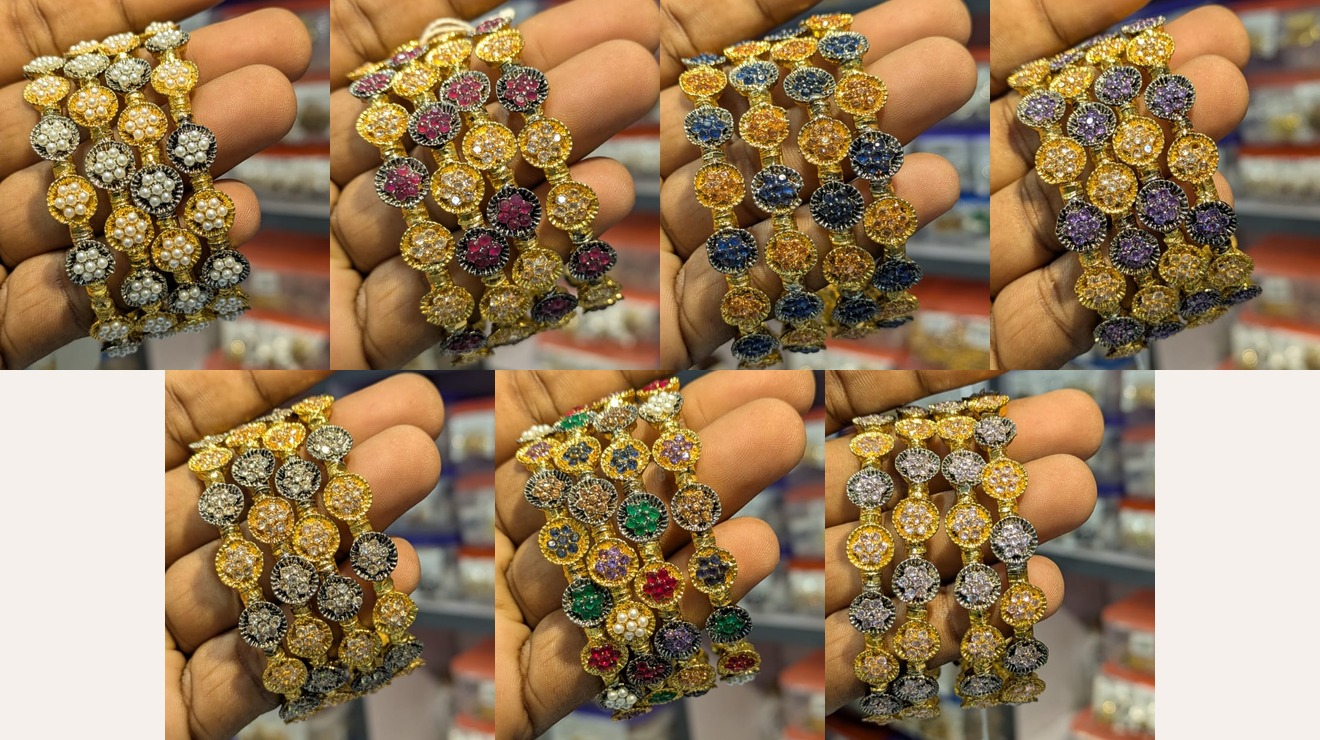 Two-Tone Flower Stone Bangles Set